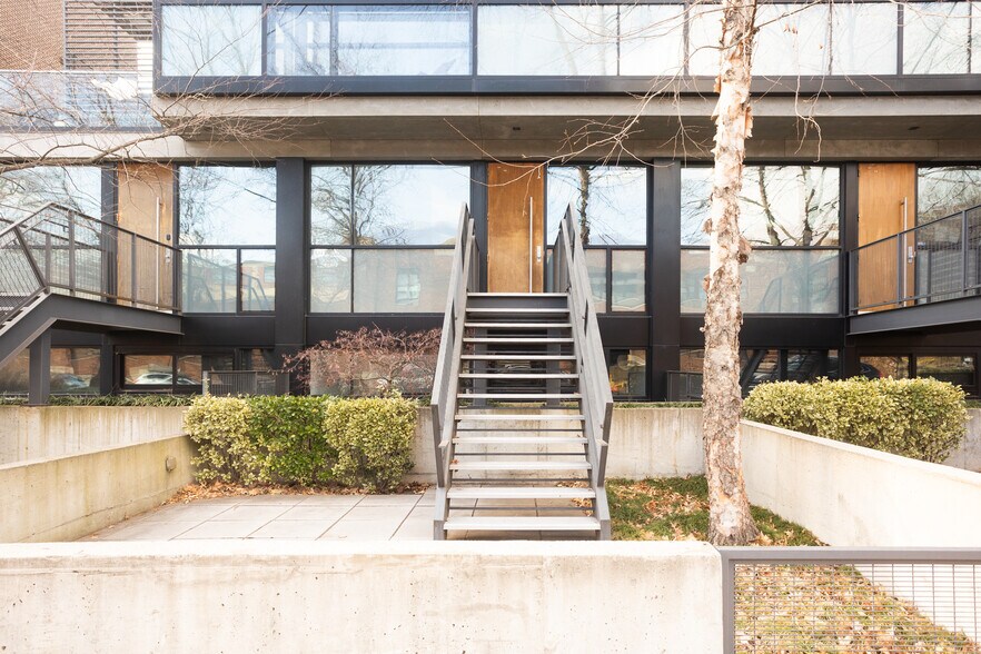 Building Photo - 2250 11th St NW