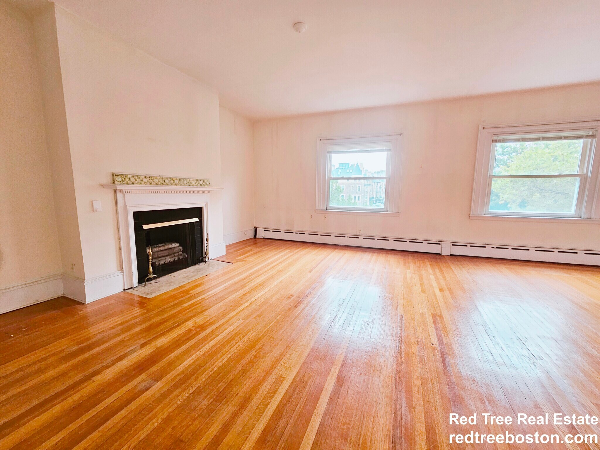 Building Photo - 1712 Beacon St