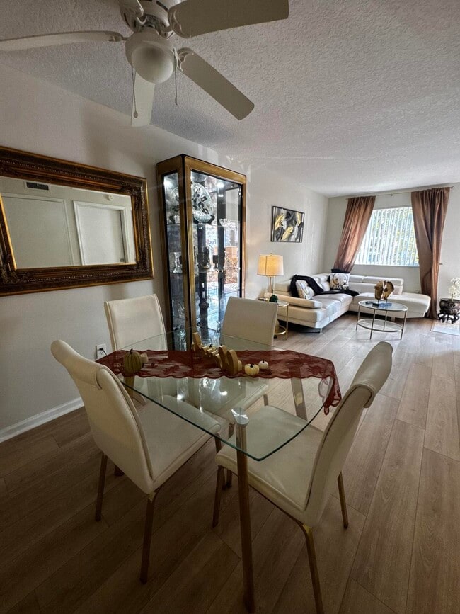 Building Photo - 3810 N Jog Rd