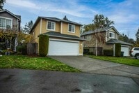 Building Photo - 2-story home on private cul-de-sac!