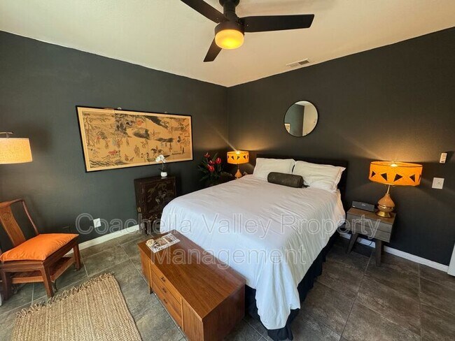 Building Photo - 43584 Via Magellan Dr