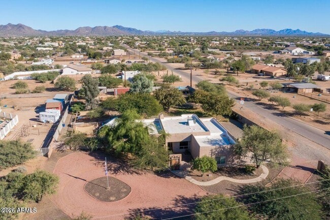 Building Photo - 37005 N 7th St