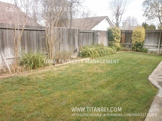 Building Photo - 8652 Meandering Way