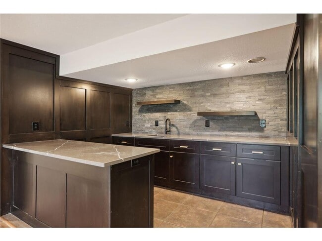 Building Photo - 6540 Navaho Trail