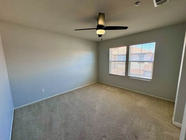 Building Photo - Upgraded 3 bedroom Willow Haven Condo available for LEASE in Murrieta!