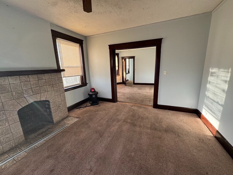 Building Photo - 2565 Orland Ave
