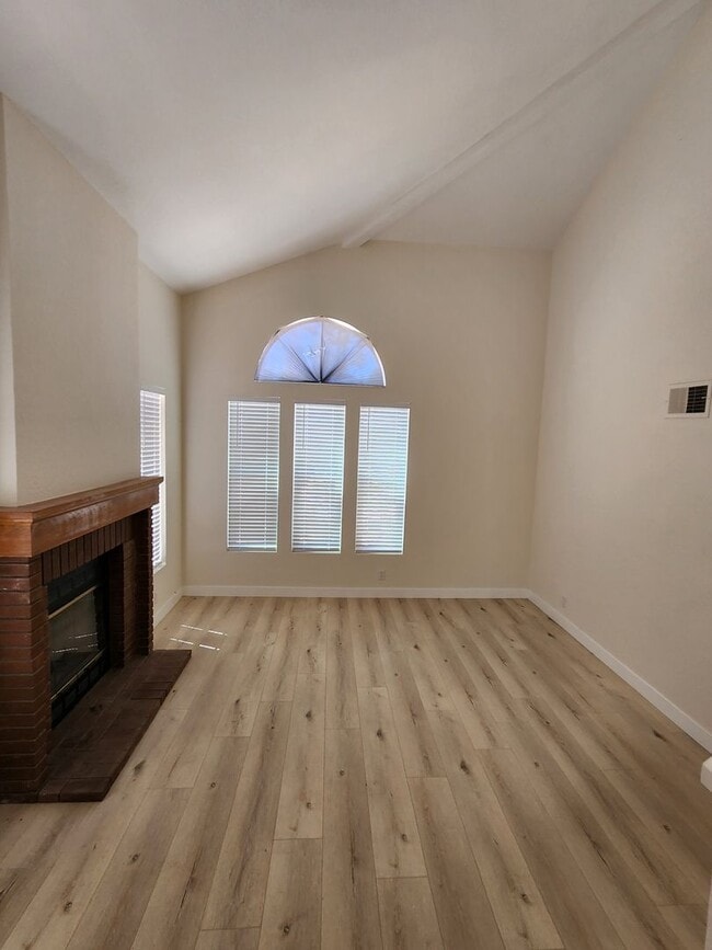 Building Photo - Scripps Ranch - Two Story Home - 3 Car Garage