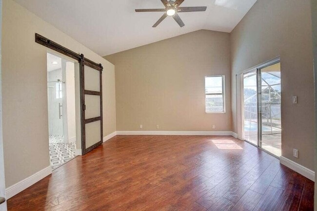 Building Photo - 8561 Tourmaline Blvd