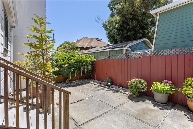 Building Photo - 618 1/2 Santa Clara Ave - 1 bedroom | 1 ba...
