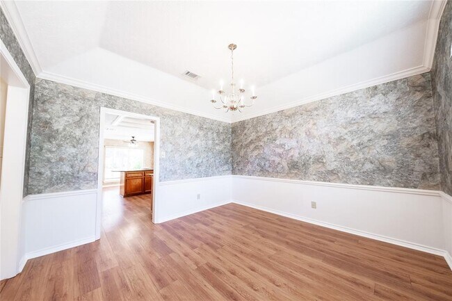 Building Photo - 9107 Pine Stream Ct
