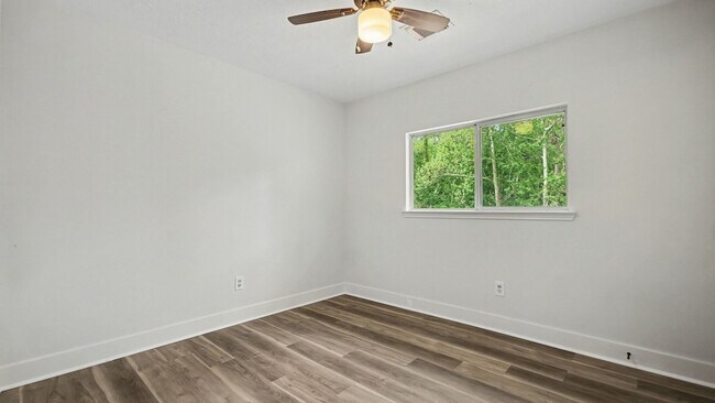 Building Photo - 17135 Yeoman Way