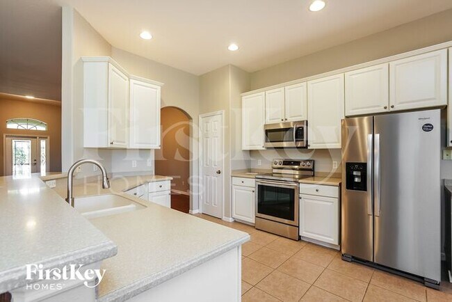 Building Photo - 8233 Silver Birch Way