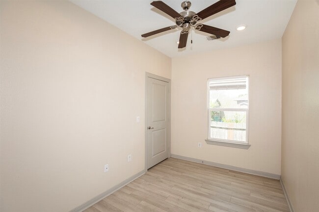 Building Photo - 2314 Avenue G