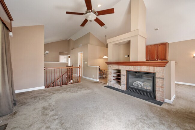 Building Photo - 919 Pheasant Trail