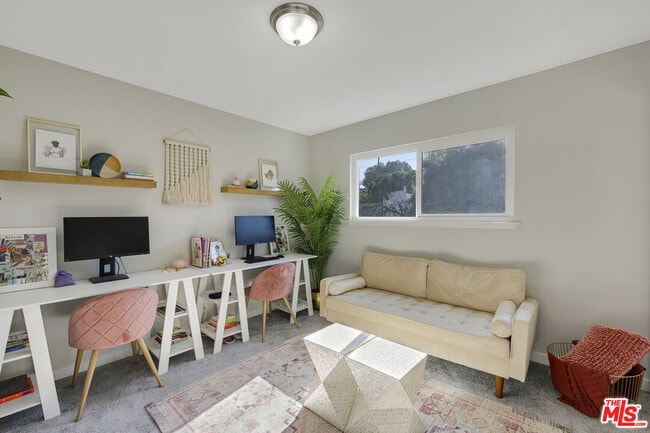 Building Photo - 19358 Alcona St