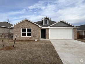Building Photo - "ROOMMATE Wanted"