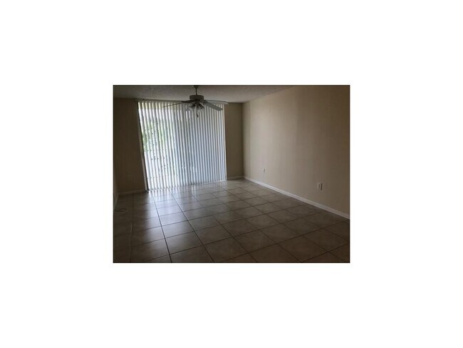 Building Photo - 1733 Village Blvd