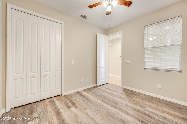 Building Photo - 5748 Tamarac Dr