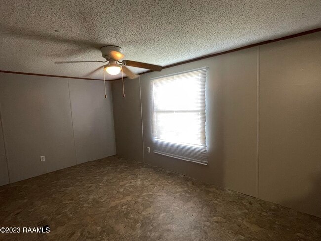 Building Photo - 239 N Perkins Ferry Rd