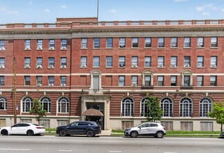Building Photo - 501 N Central Ave