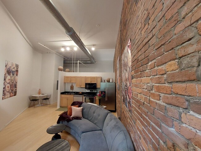 Building Photo - Historic Loft in the Heart of Downtown, st...