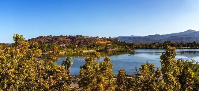 Building Photo - 930 Owens Lake Dr