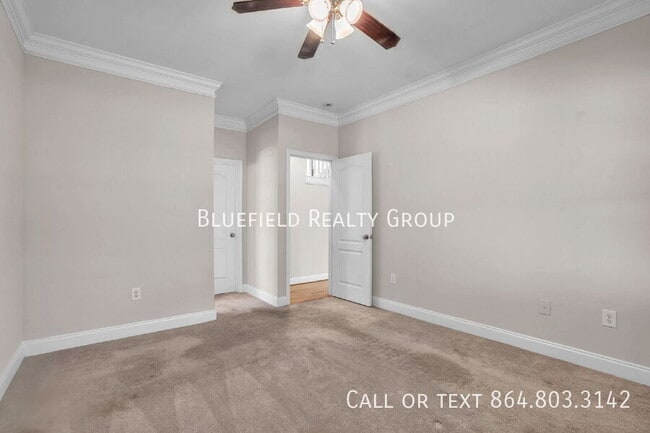 Building Photo - 343 Rhapsody Ln