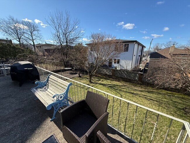 Building Photo - 426 Plateau Ave