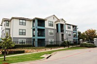 Building Photo - Gateway at Denton