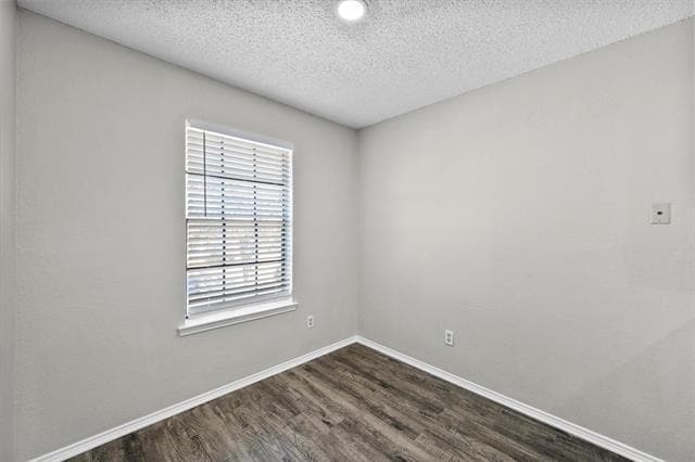 Building Photo - 606 Kings Way Dr