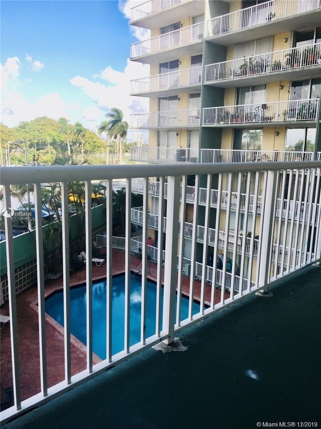 Building Photo - 1800 NW 24th Ave