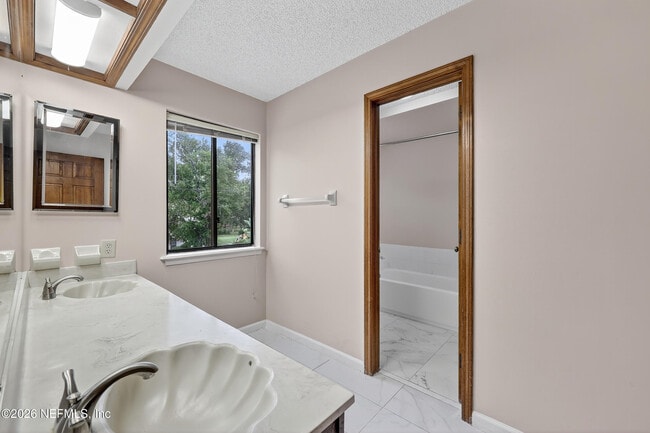 Building Photo - 2919 Sandy Branch Ln