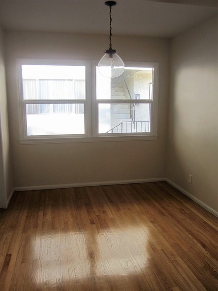 Dining room - 610 Fremont Ave