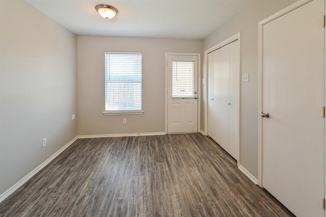 Building Photo - 21202 Grand Linden Ct