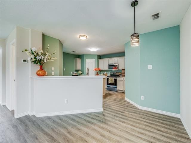 Building Photo - 3006 Springwell Pkwy