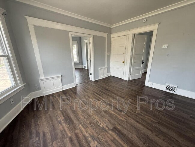 Building Photo - 2155 N 32nd St