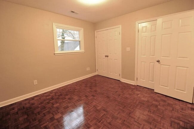 Building Photo - 2151 Brambleton Ave SW