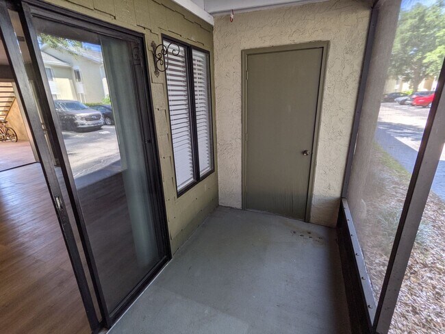 Building Photo - Ground Floor 2/2 in Pool Complex