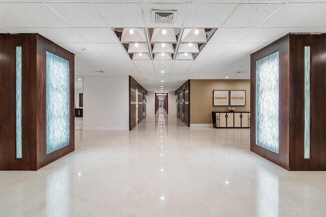 Building Photo - 3500 Galt Ocean Dr