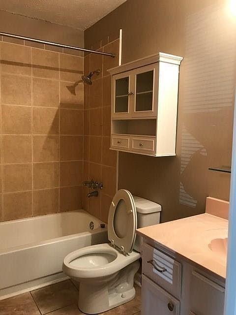 Building Photo - 963 Brooklyn Ct