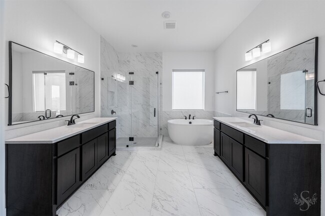Building Photo - 7526 Sunny Oak Ln