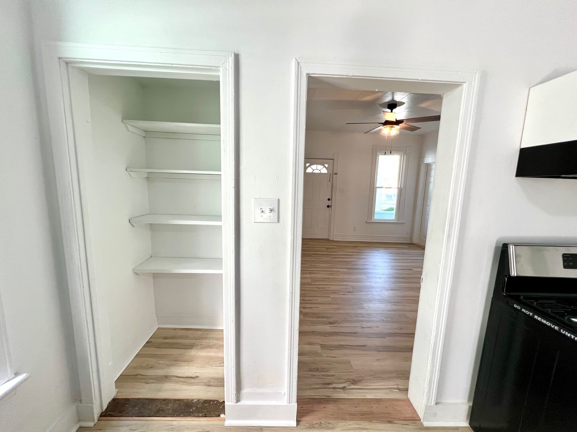 Building Photo - 39 1/2 Milton Ave