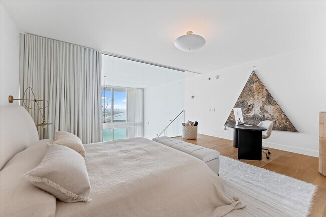 Building Photo - 1040 Biscayne Blvd