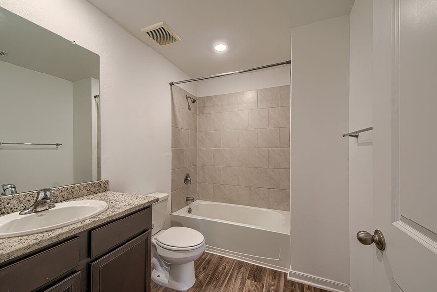 Building Photo - 3150 jackson