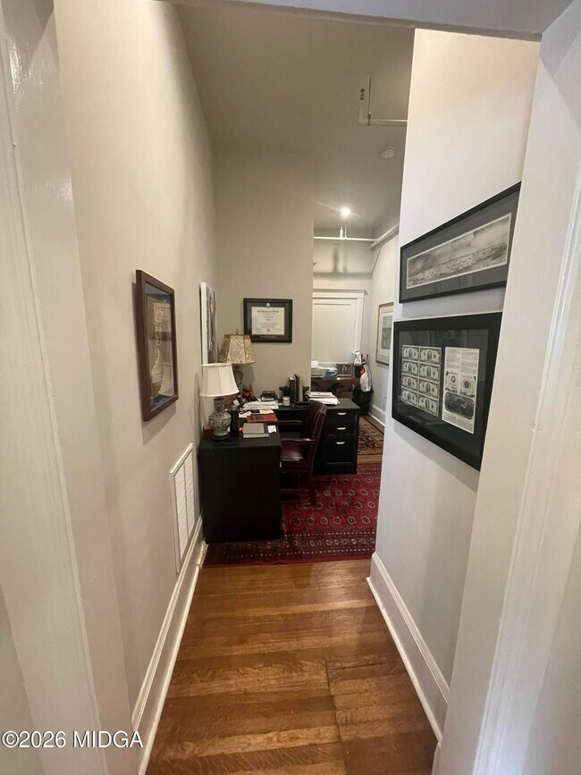 Building Photo - 1094 Georgia