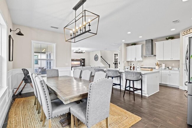 Building Photo - 5709 Silver Sun Dr