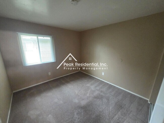 Building Photo - Norcade2912