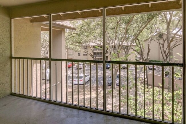 Building Photo - 974 Leeward Pl