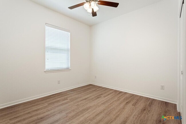 Building Photo - 8615 Chena Rdg Dr