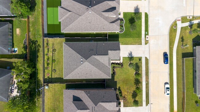Building Photo - 2726 Tumlinson Dr